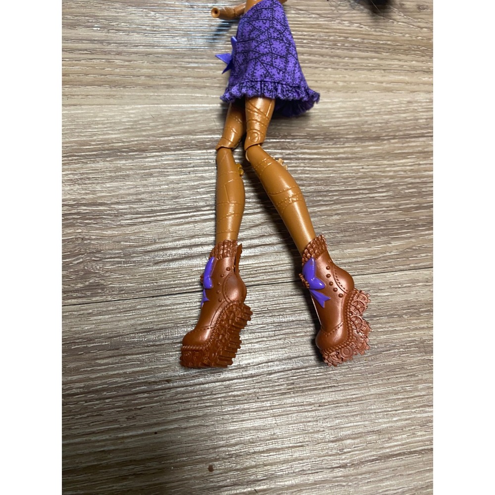 Monster High G1 Robecca Steam Doll Original Missing Hand With Skirt and Shoes - Picture 5 of 7